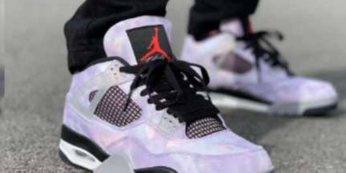 Air Jordan 4 Retro Zen Master: Halloween Special