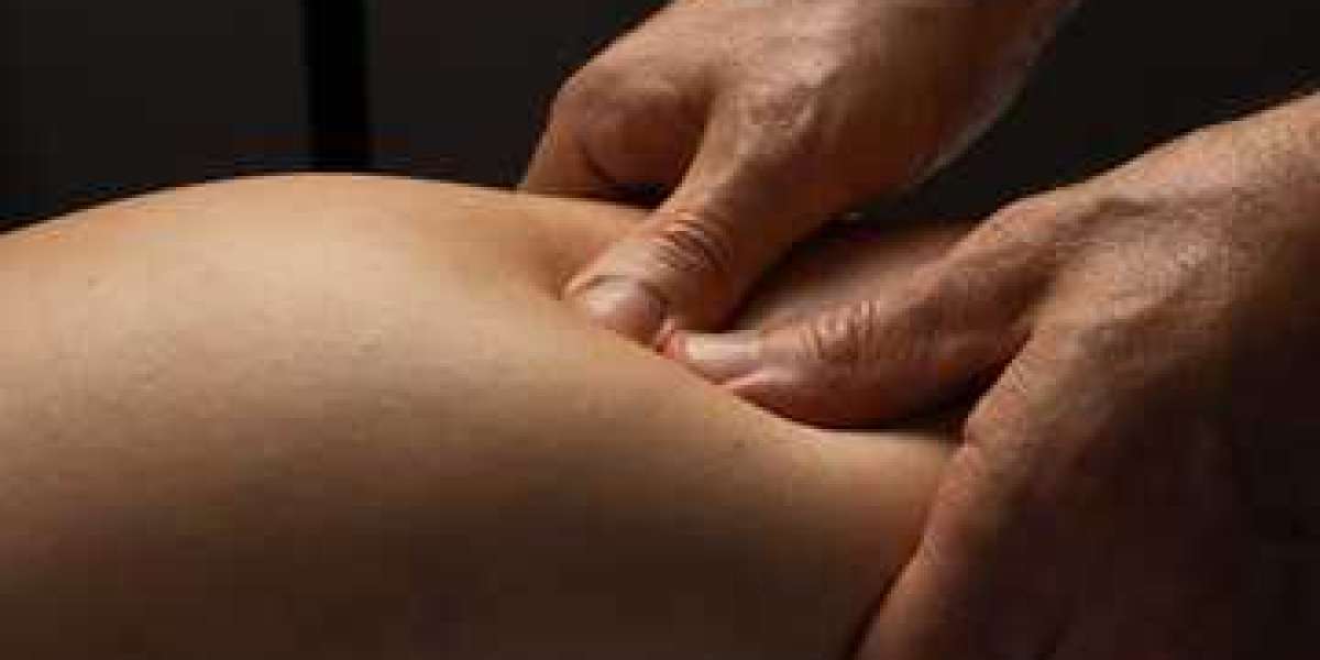 The Science Behind Deep Tissue Massage: How It Relieves Muscle Tension and Pain